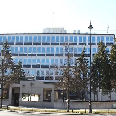 Ambassador Apartamento *